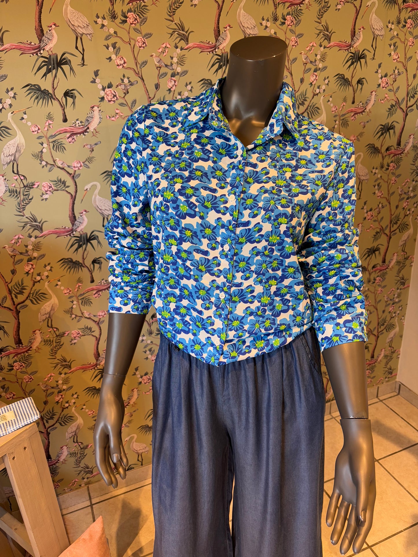 blouse met bloemen blauw