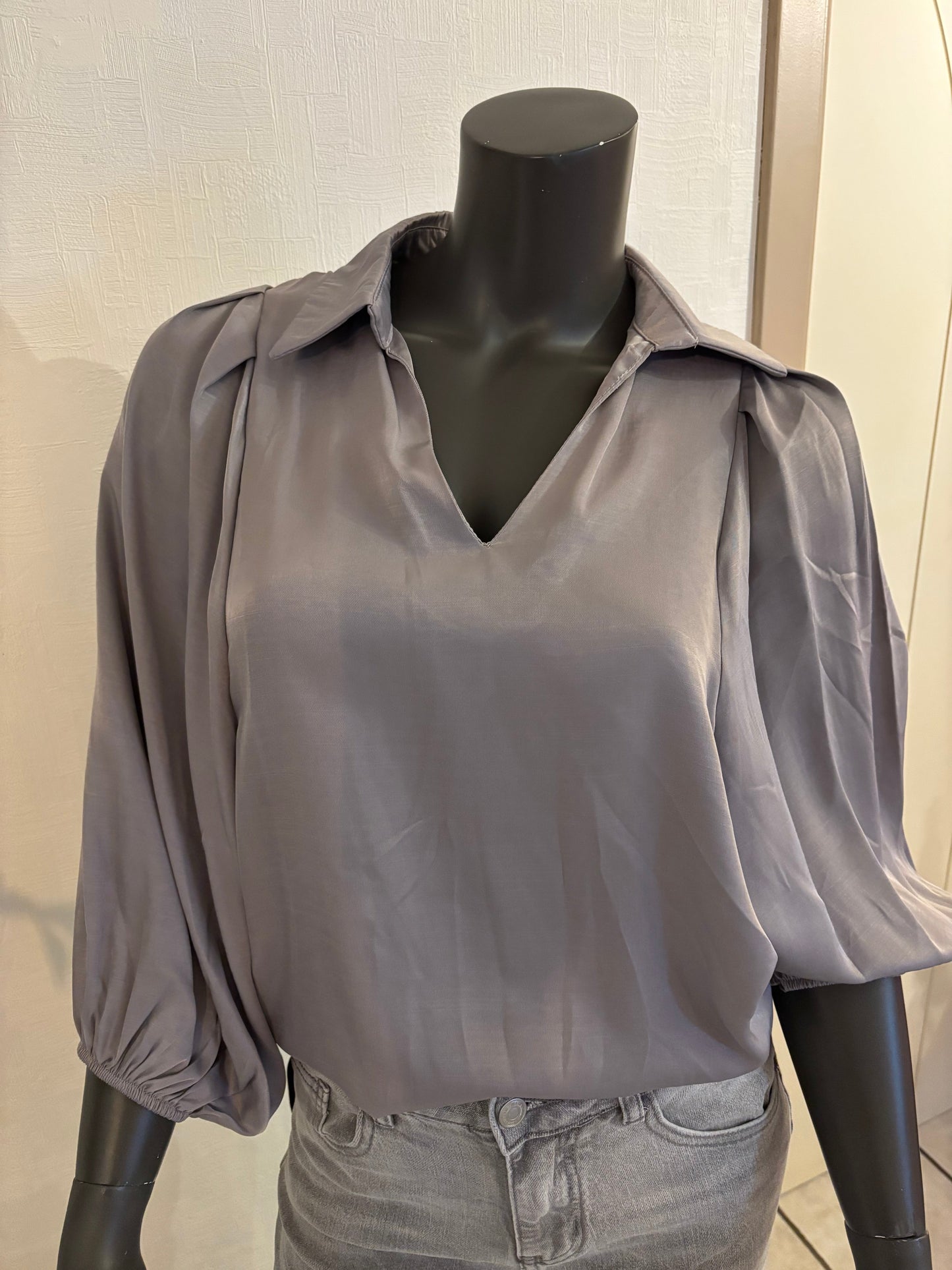 grijze blouse met losse mouw TU