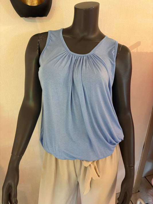top elastisch (tot ruime 44) lichtblauw